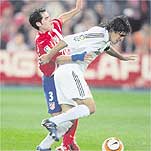 O Madrid con penalti e expulsión a favor, acaba gañando 0-3